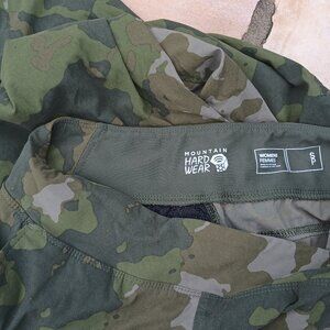 Mountain Hardware Dynama Camo lightweight pants